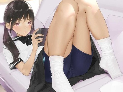 【画像】ハーフパンツ穿いてる女の子って逆にエッチだよねのトップ画像